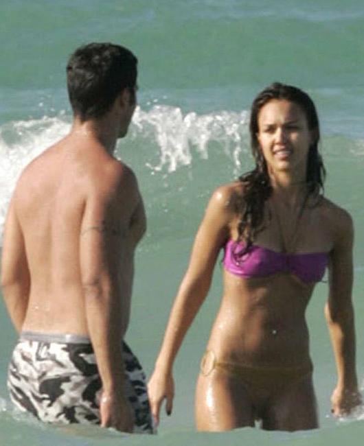 20P Celebrity Jessica Alba in sexy bikini and nice see thru nipples