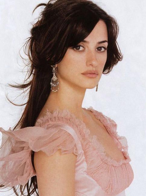 20P Celebrity Penelope Cruz nude tits in great fuck scene caps