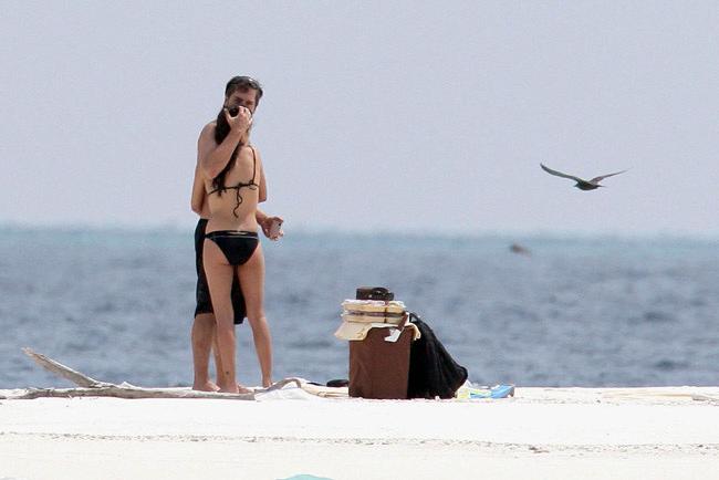 16P Celebrity latina Penelope Cruz absolutely sexy ass and nude tits