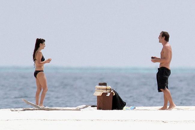 16P Celebrity latina Penelope Cruz absolutely sexy ass and nude tits