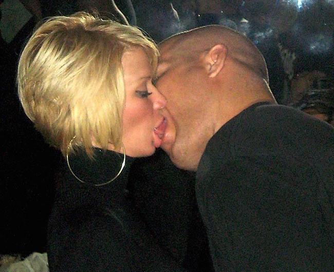 16P Celebrity Jenna Jameson extremly hot exposed boobs