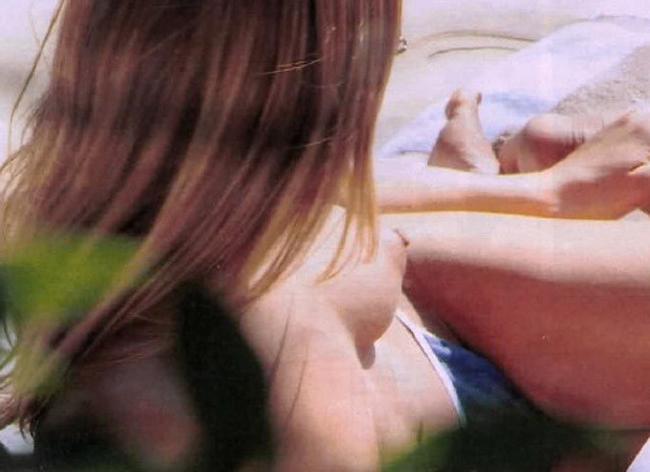 20P Amazing celebrity babe Jennifer Aniston exposed for magazines
