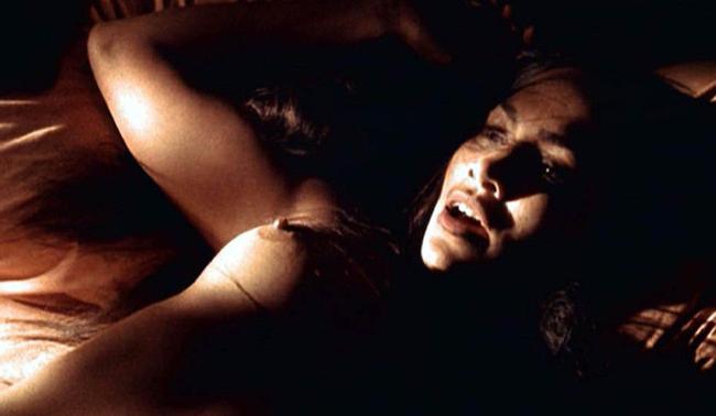 20P Celebrity singer Jennifer Lopez in sexy bikini and hard nipples