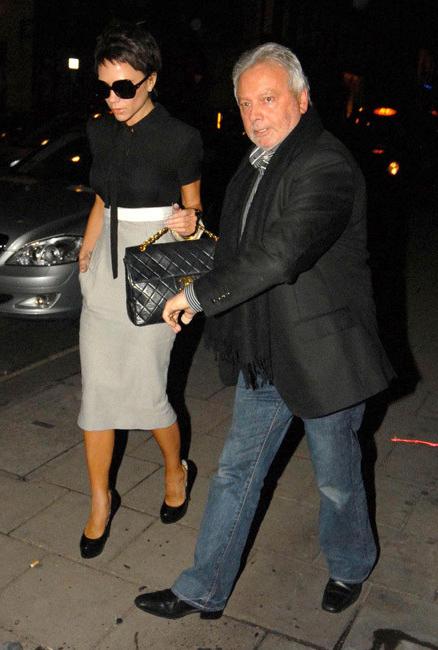 20P Amazing celebrity brunette model Victoria Beckham exposed boobs