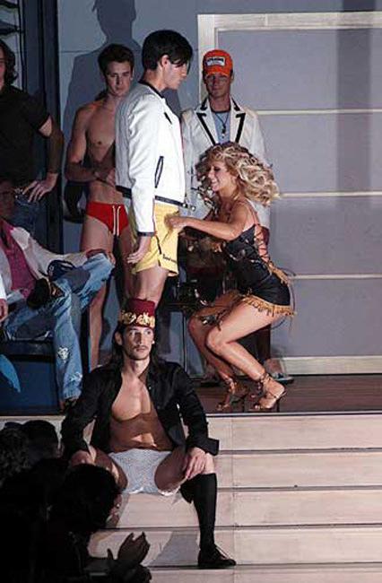 20P Celebrity blonde Christina Aguilera when she was complete nude