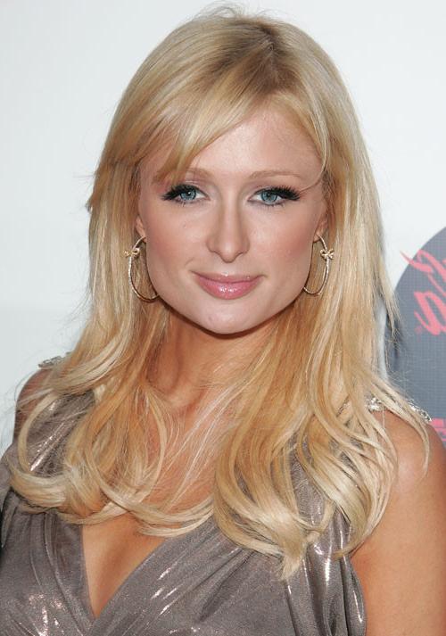 16P Paris Hilton showing her nice small tits on yacht