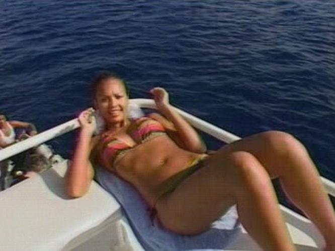 16P Jessica Alba showing her nice big tits in see thru