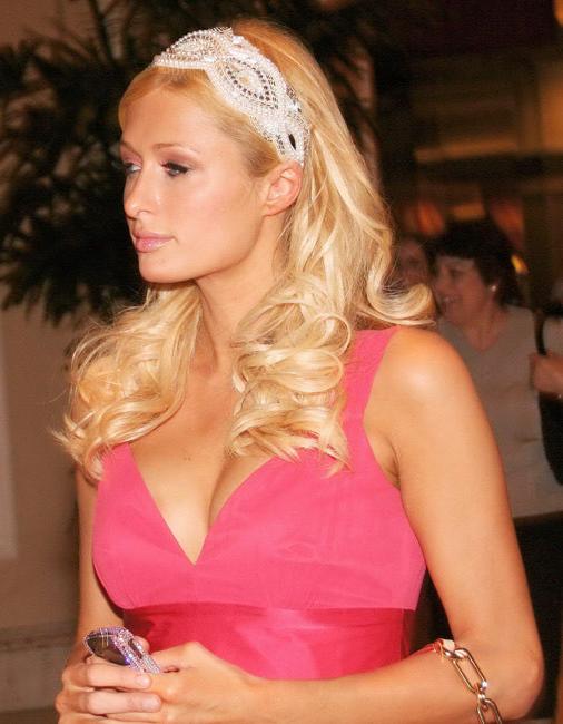 15P Celebrity Paris Hilton in pink dress and nice pink thongs