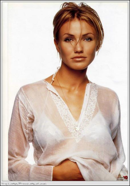 15P Celebrity actress Cameron Diaz nude perky tits and sexy body