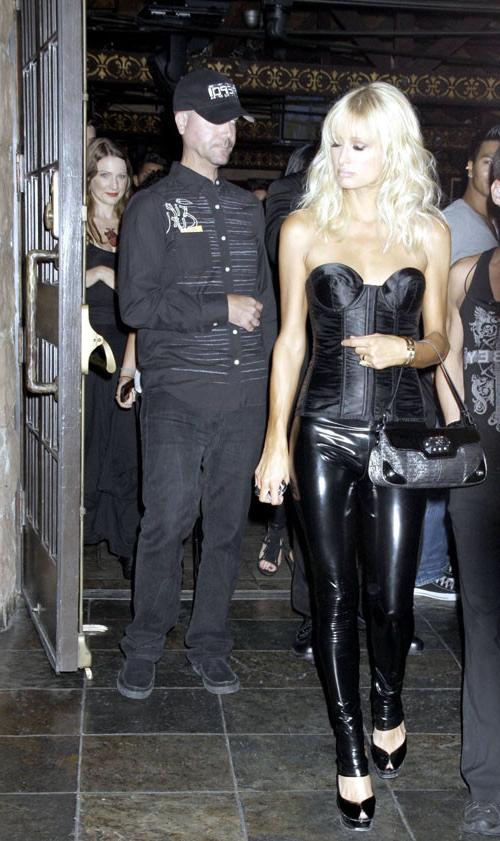 16P Paris Hilton showing her nice small tits on yacht