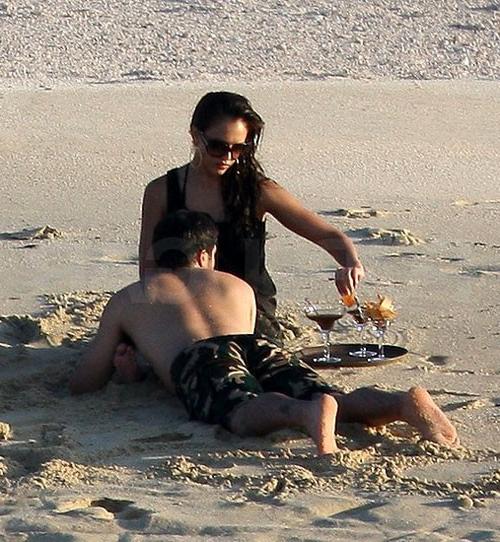 16P Jessica Alba showing her nice big tits in see thru