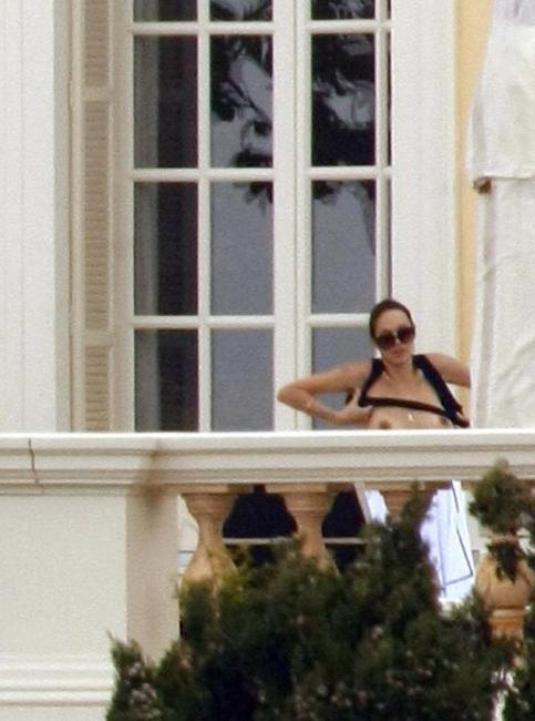 15P Celebrity actress Angelina Jolie lovely big nude boobs outdoor