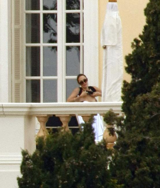 15P Celebrity actress Angelina Jolie lovely big nude boobs outdoor