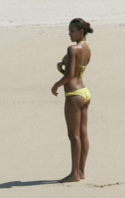 15P Celebrity Jessica Alba nice see through dress and sexy nude ass