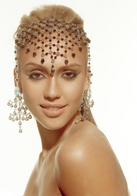 15P Celebrity Jessica Alba nice see through dress and sexy nude ass
