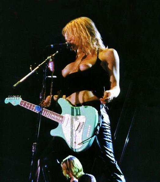 16P courtney love in upskirts and topless pics
