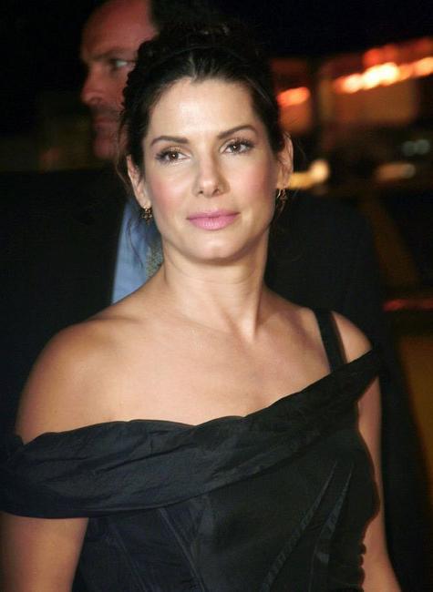 15P Celebrity Sandra Bullock looking so damn hot in sexy lingerie