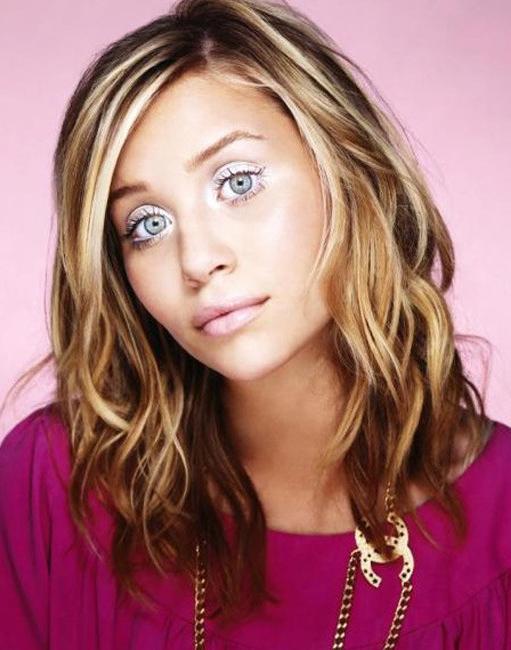 15P Hot celebrity Olsen Twins shows amazing and perfect  figure