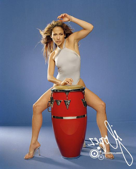 15P Celebrity cutie and best singer Jennifer Lopez nice upskirt