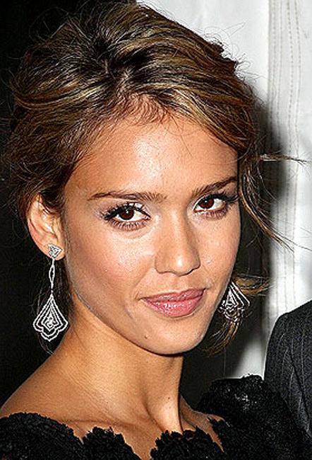15P Favorite celebrity star Jessica Alba see thru nice perky tits