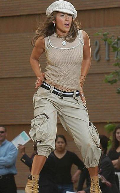15P Celebrity Jennifer Lopez see thru and very hard nipples