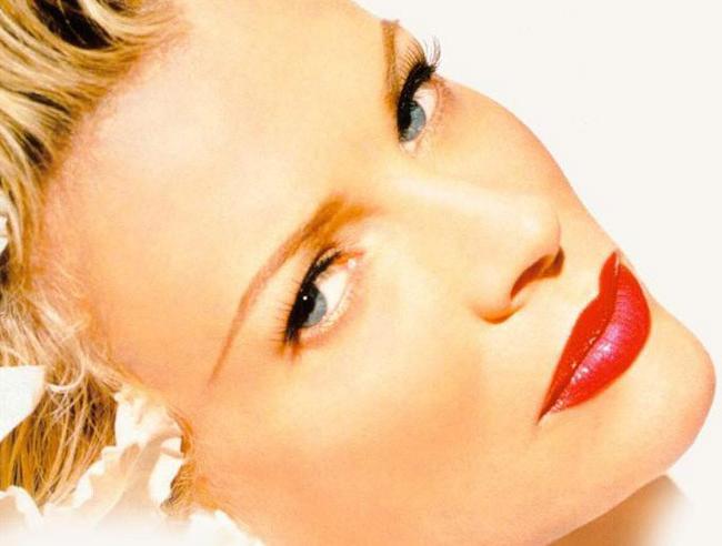 16P Best milf celeb Kim Basinger totally nude boobs and nice pussy
