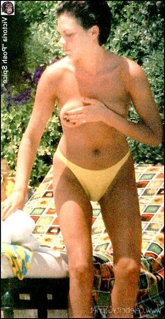 15P Victoria Beckham hard nipples and nude boobs on the beach