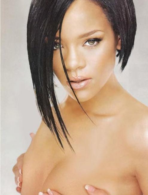 15P Celebrity Rihanna totally nude and pose in fetish lingerie
