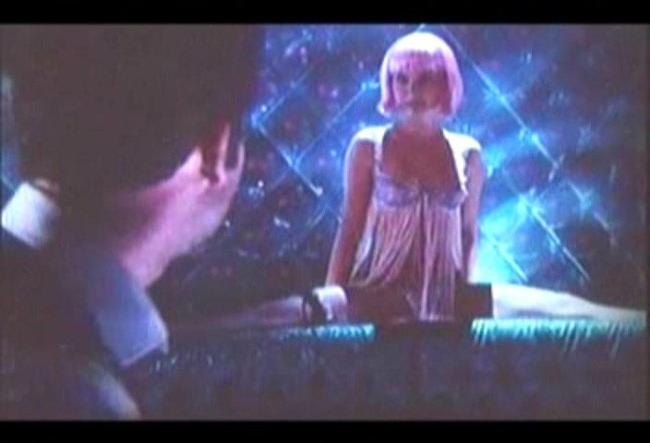 16P Celeb Natalie Portman strip and showing lovely nude ass