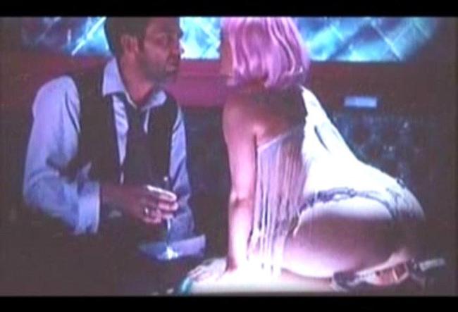16P Celeb Natalie Portman strip and showing lovely nude ass