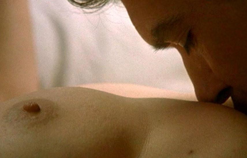 16P Angelina Jolie Nude