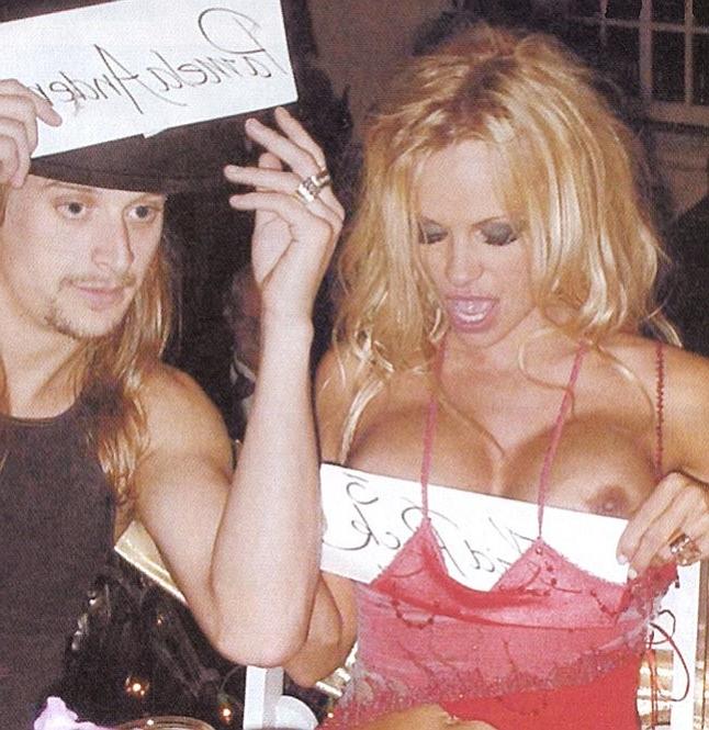 16P pamela anderson nude