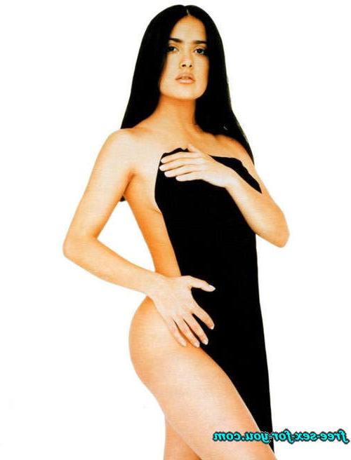 16P Salma Hayek showing her nice big tits in nude movie scenes