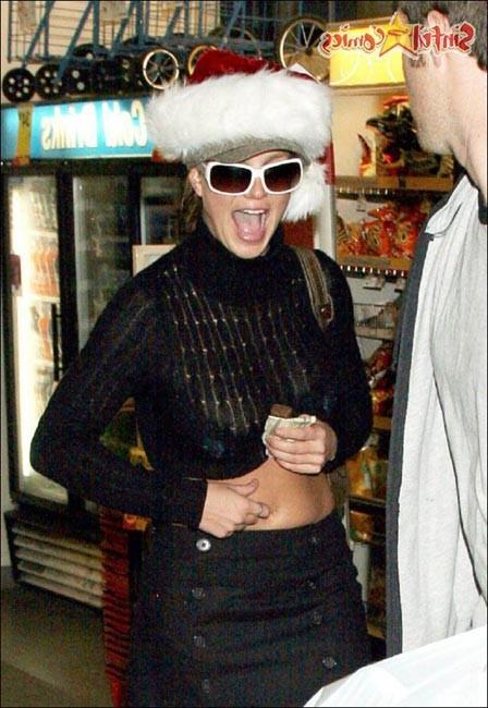 15P Celebrity superstar Britney Spears blowjob caps