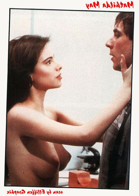 15P Celebrity babe Mathilda May totally nude