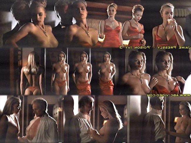 15P Celebrity Jaime Pressly exposing her perfect ass