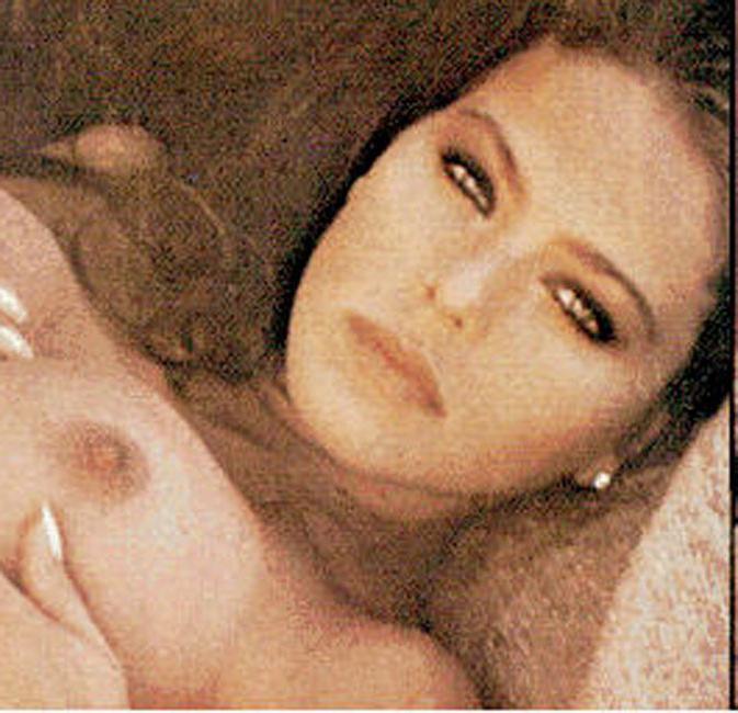 15P Celebrity Ornella Muti totally exposed pictures