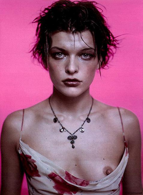 16P Celeb star Milla Jovovich showing nude perky tits