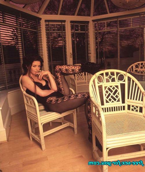 16P Catherine Zeta Jones in fishnets and posing sexy in mini skirt