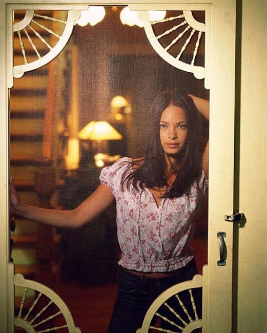 16P Lovely celebrity star Kristin Kreuk posing very sexy