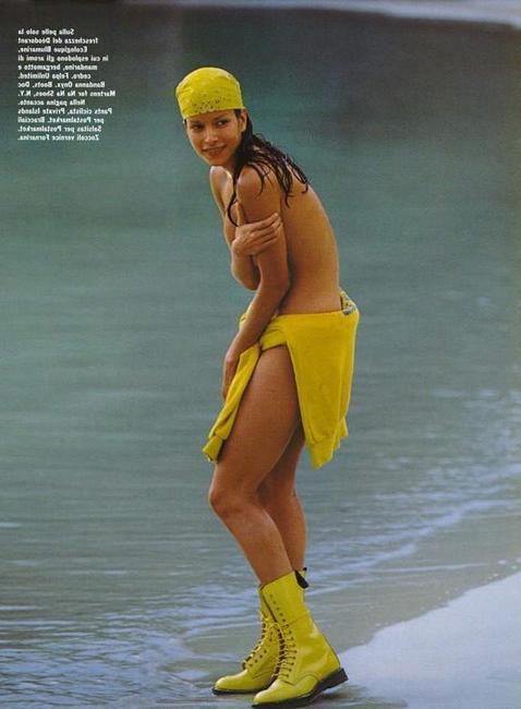 16P Celebrity with hot ass Patricia Velasquez showing her perfect nu