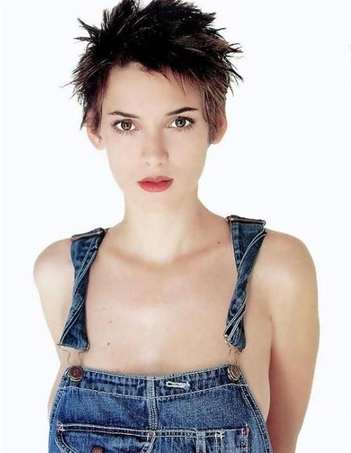15P Amazing celebrity actress Winona Ryder looking very hot