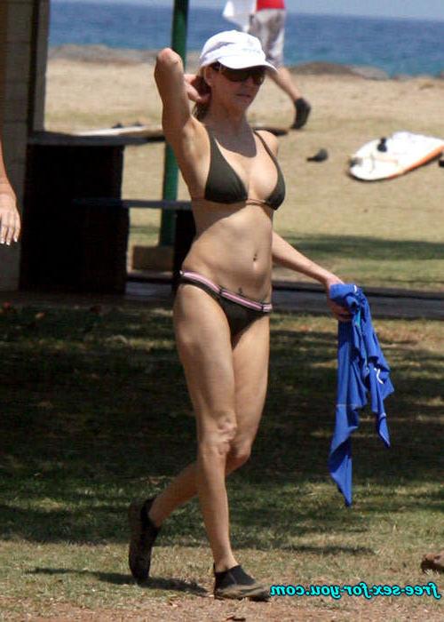 16P Heather Locklear show ass in see thru skirt and posing in bikini