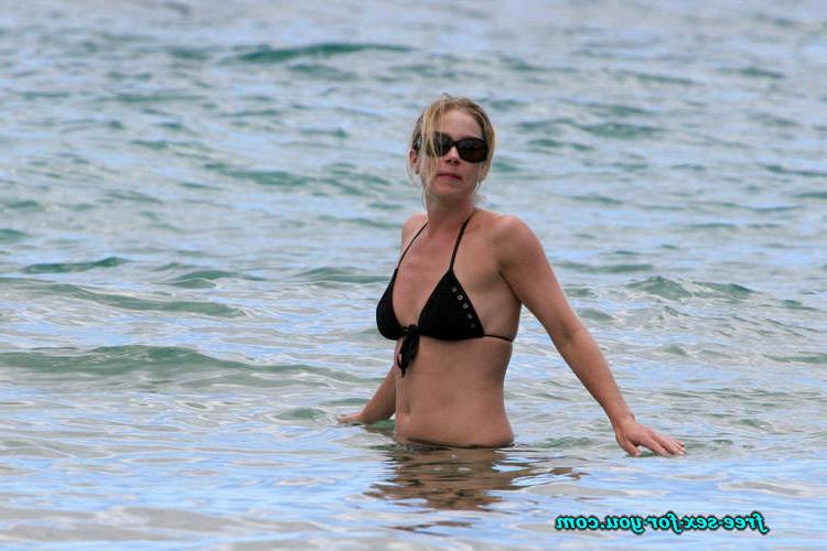 16P Christina Applegate posing sexy and in bikini
