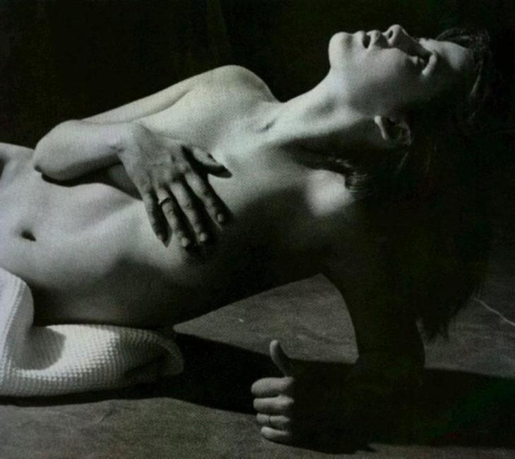 15P Hot celebrity Sophie Marceau looking nice and shows nude parts