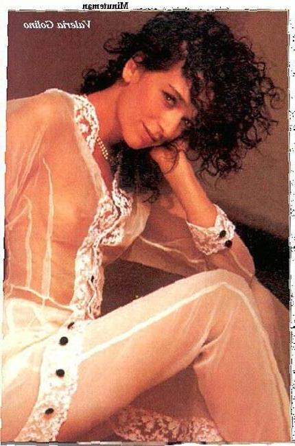 16P Greek Italian actress Valeria Golino nude on the beach