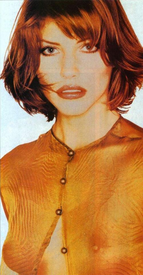16P Tricia Helfer posing totally naked in water and in stockings