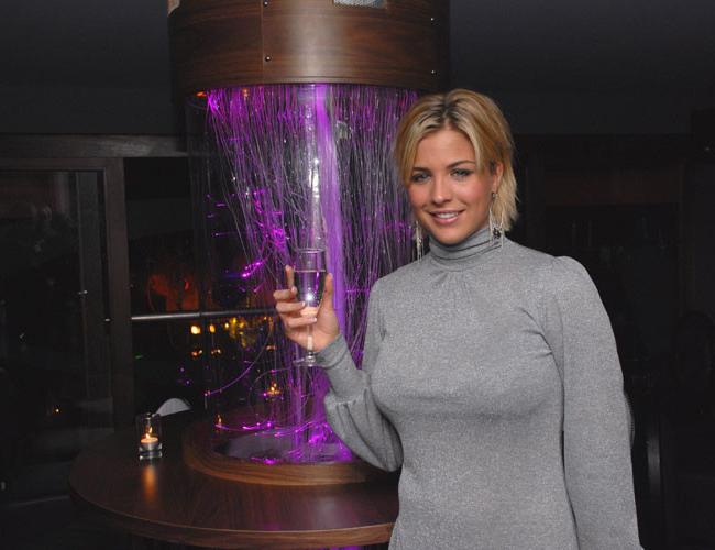 16P Gemma Atkinson upskirt paparazzi pictures and posing sexy