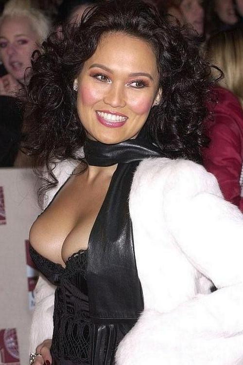 16P Cute actress Tia Carrere posing nude and in lingerie