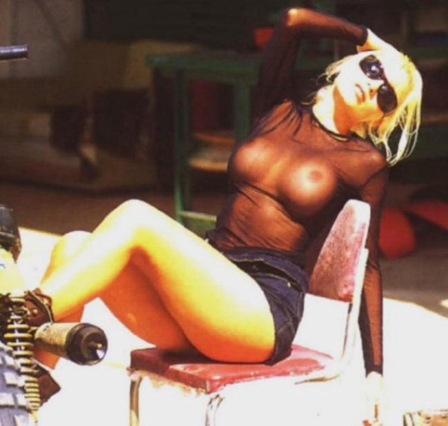 16P Celebrity star Dannii Minogue hot and totally nude